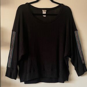 Black light Sweater with Embroidered Sleeves 1XL fits like Large